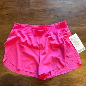 NWT Lululemon Find Your Pace High Rise Short 3” in Sonic Pink